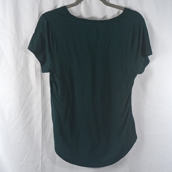 Women's top size medium - Picture 2 of 3